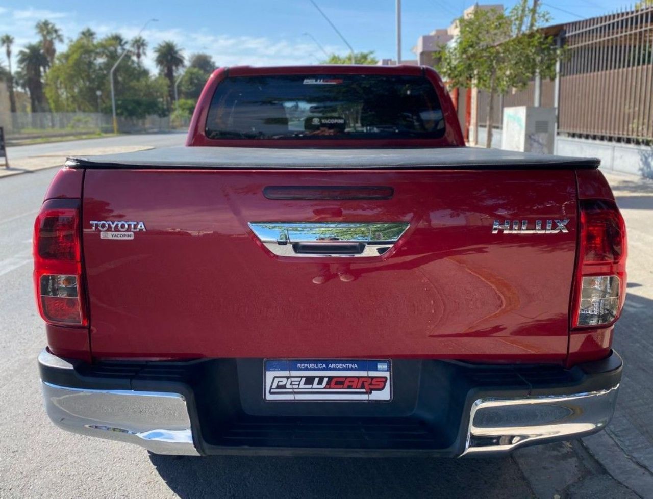 Toyota Hilux Usada Financiado en San Juan, deRuedas
