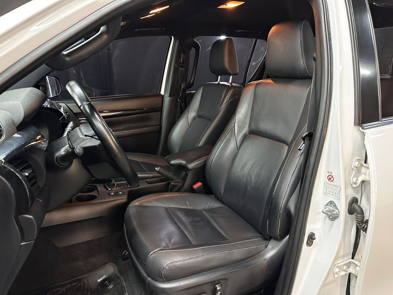 Toyota Hilux Usada en Córdoba, deRuedas