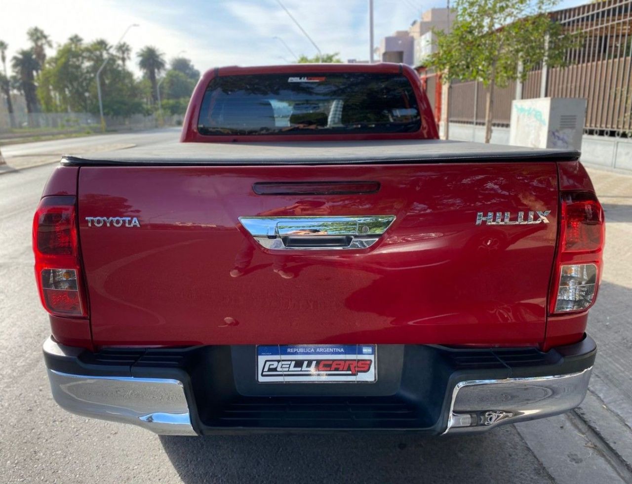 Toyota Hilux Usada Financiado en San Juan, deRuedas