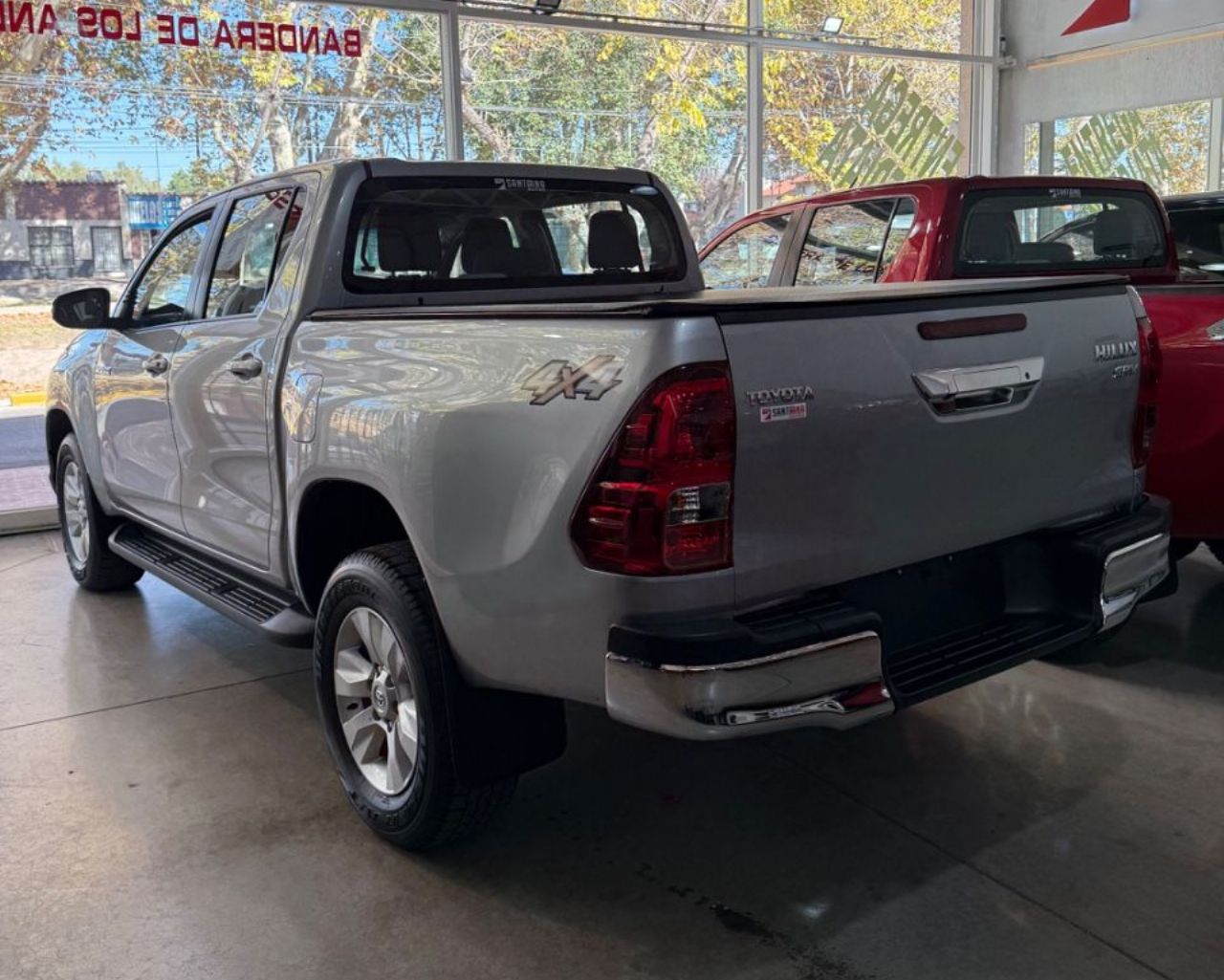 Toyota Hilux Usada Financiado en Mendoza, deRuedas