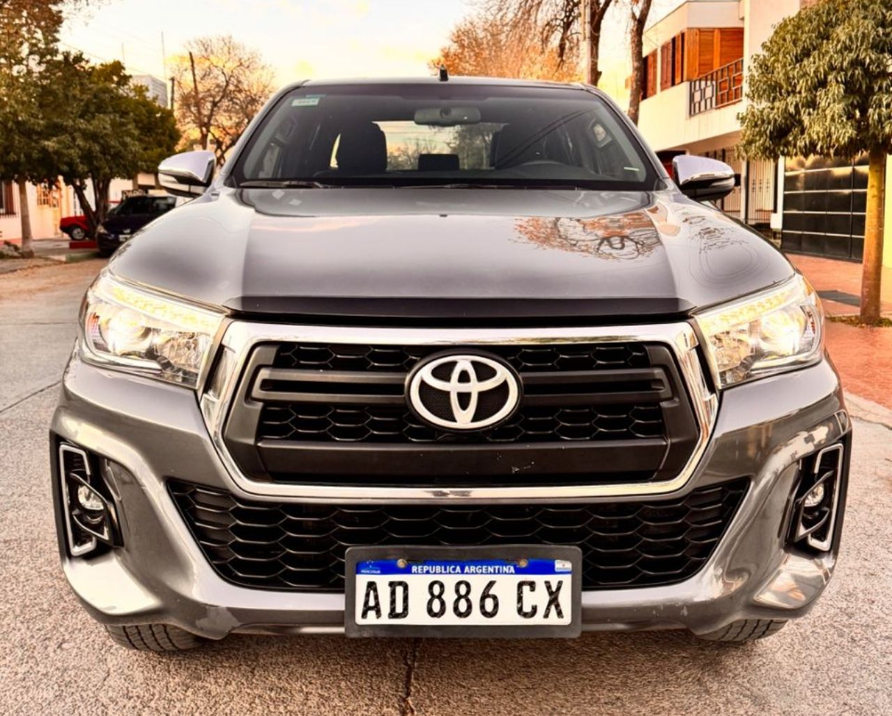 Toyota Hilux Usada en Mendoza, deRuedas