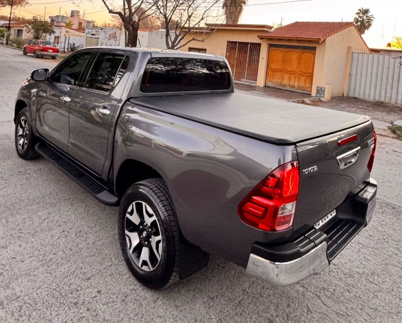 Toyota Hilux Usada en Mendoza, deRuedas