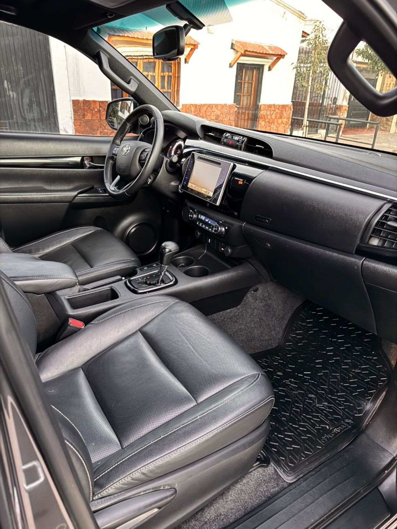 Toyota Hilux Usada en Mendoza, deRuedas