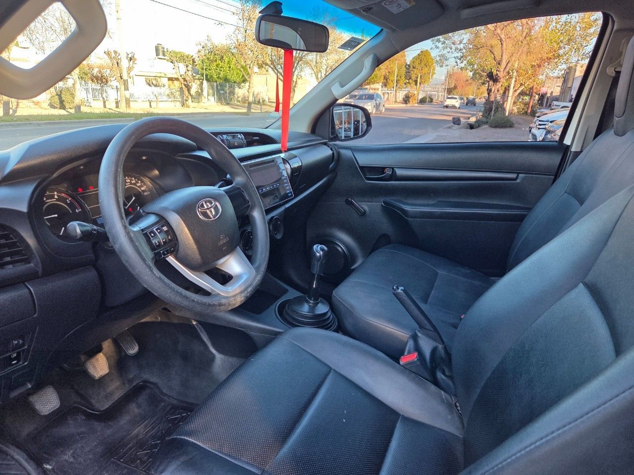 Toyota Hilux Usada Financiado en Mendoza, deRuedas