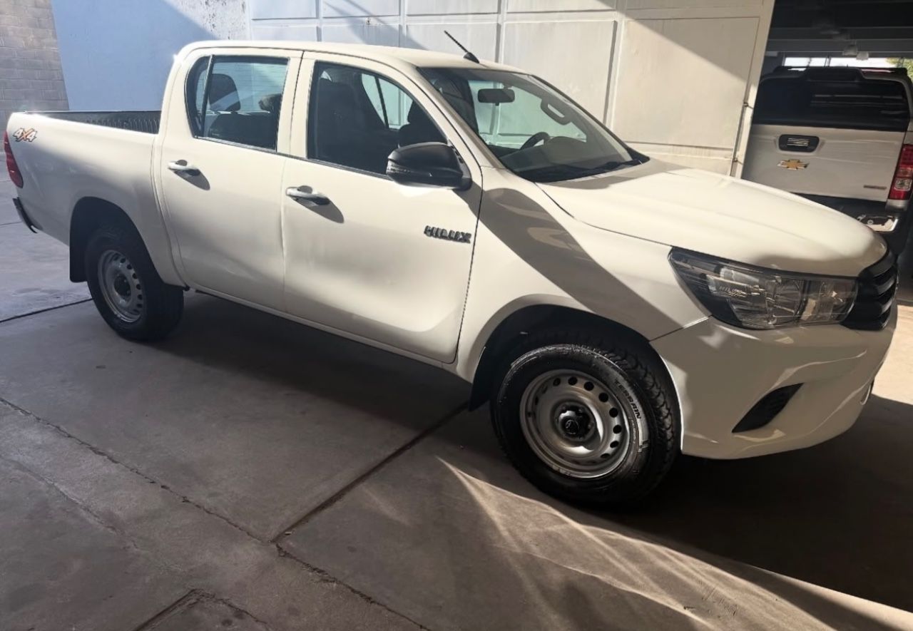 Toyota Hilux Usada en Mendoza, deRuedas