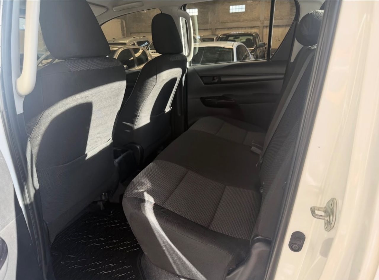 Toyota Hilux Usada en Mendoza, deRuedas