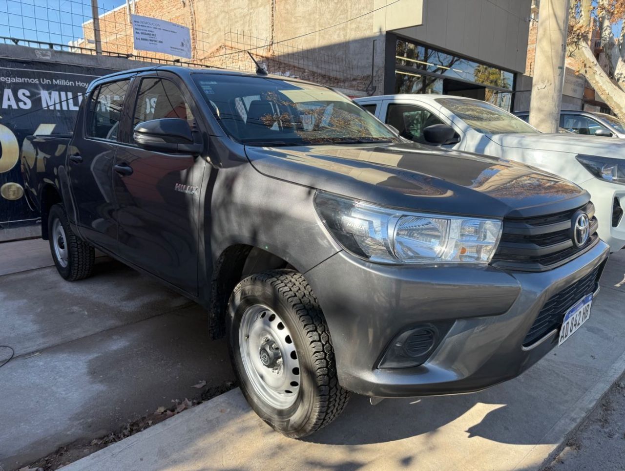 Toyota Hilux Usada en Mendoza, deRuedas