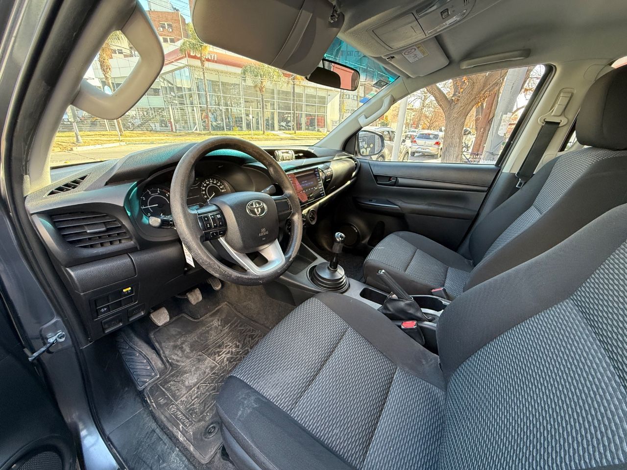 Toyota Hilux Usada en Mendoza, deRuedas