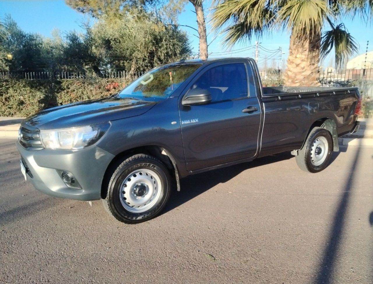 Toyota Hilux Usada en Mendoza, deRuedas