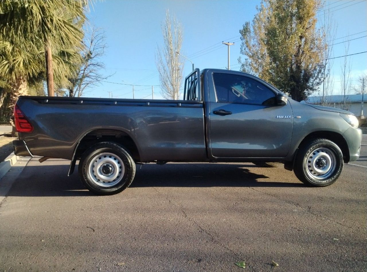 Toyota Hilux Usada en Mendoza, deRuedas