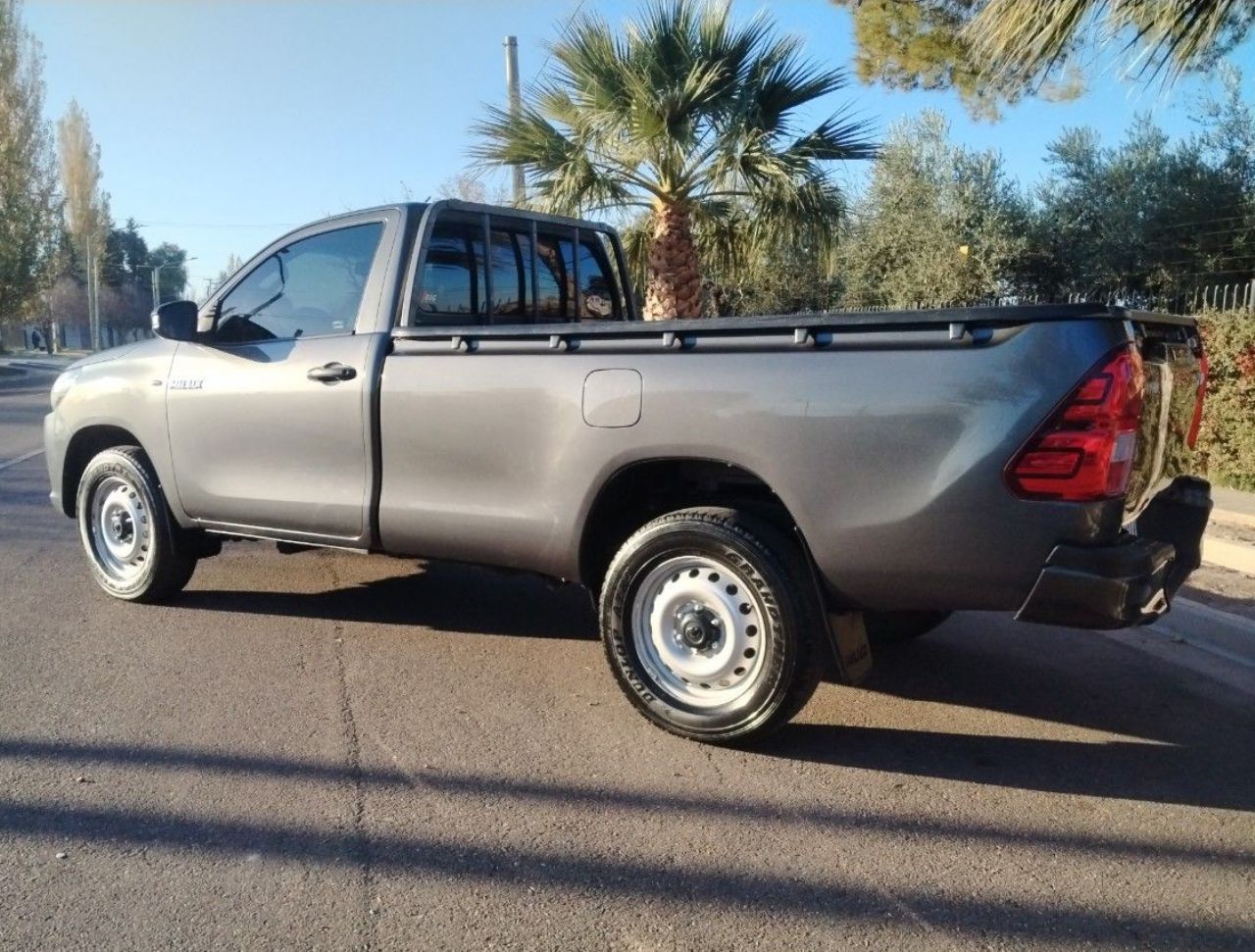 Toyota Hilux Usada en Mendoza, deRuedas