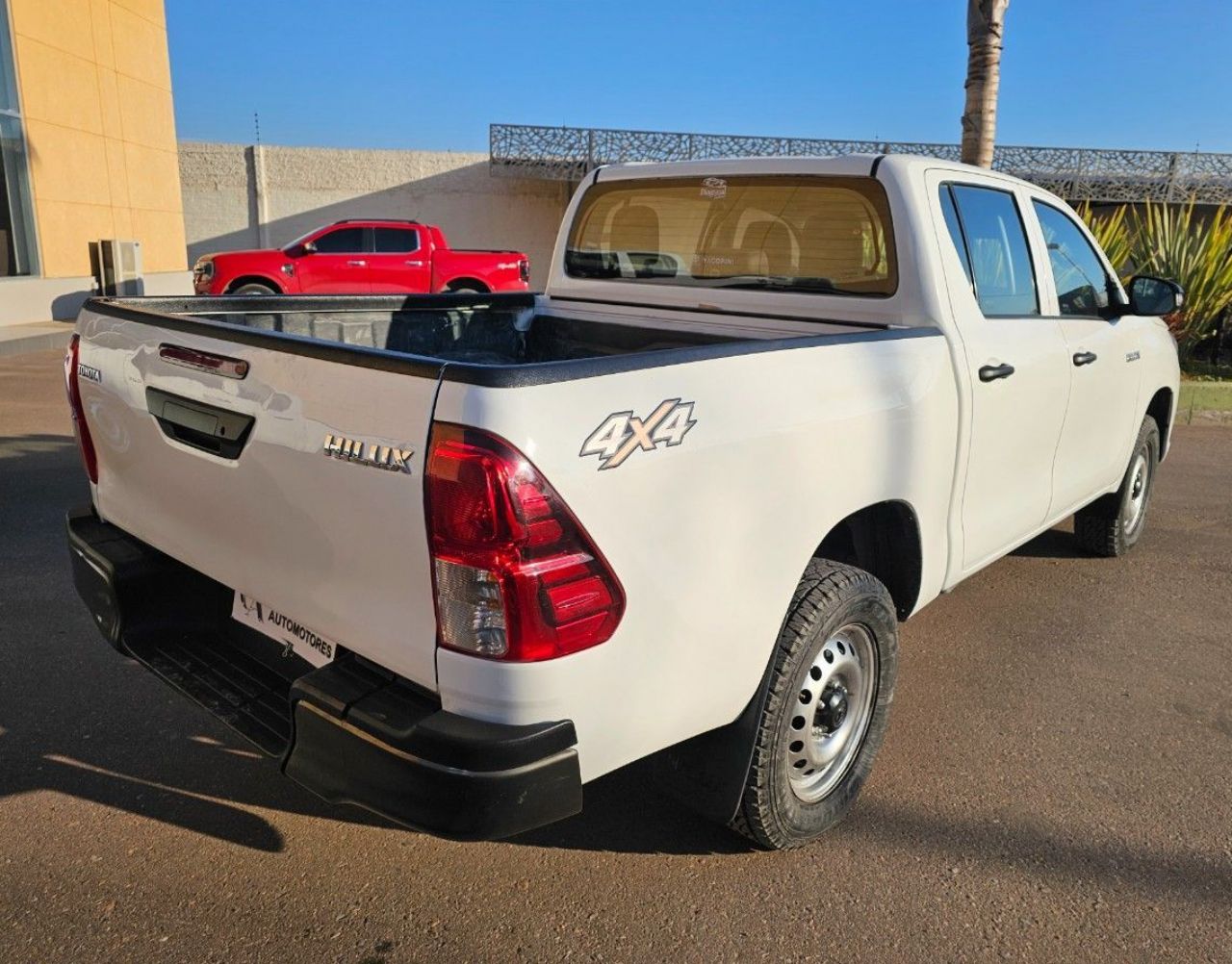Toyota Hilux Usada Financiado en Mendoza, deRuedas