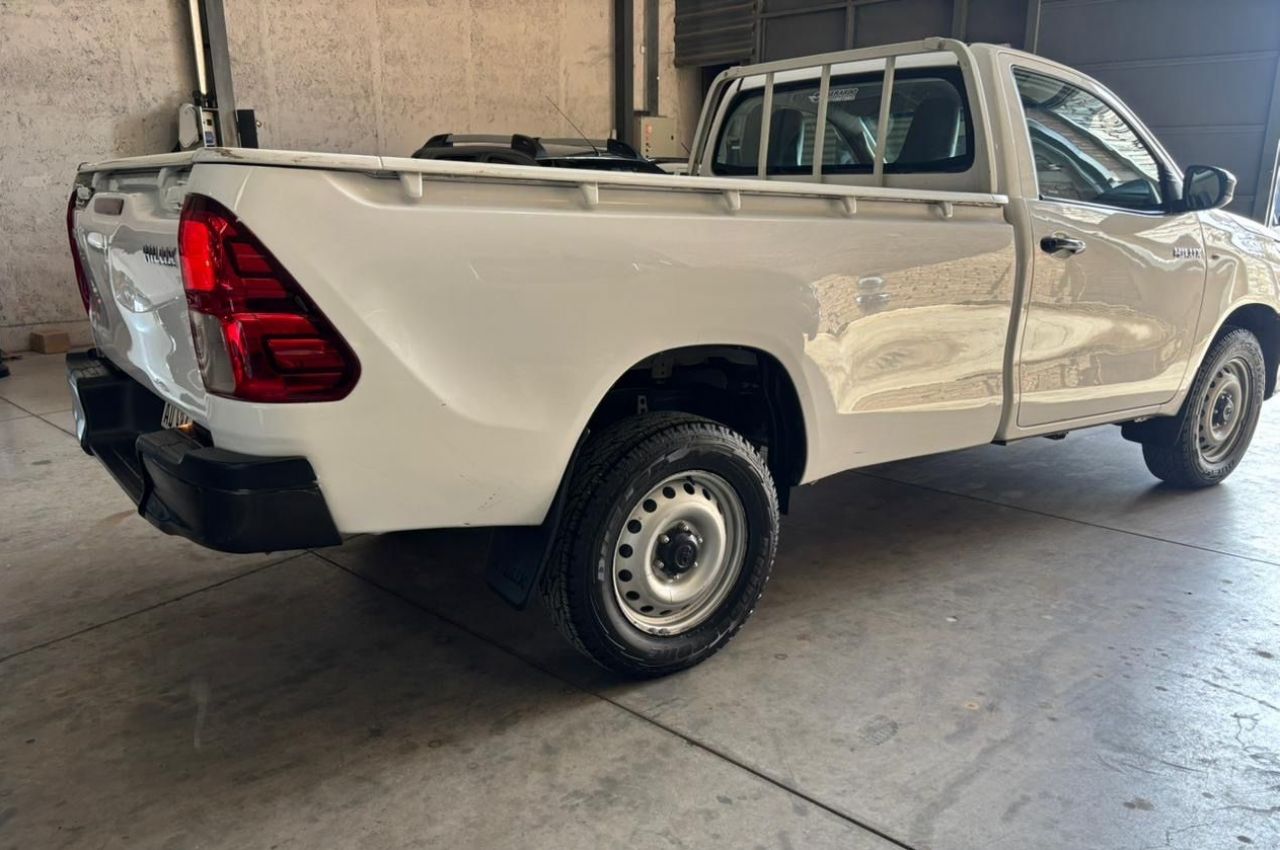 Toyota Hilux Usada en Mendoza, deRuedas