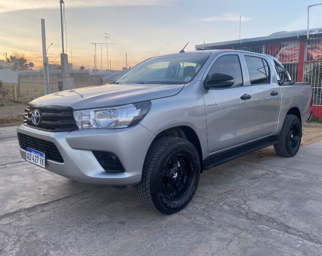 Toyota Hilux Usada Financiado en Mendoza, deRuedas