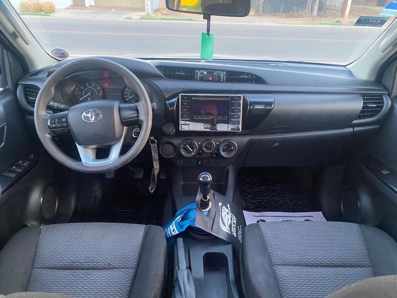 Toyota Hilux Usada Financiado en Mendoza, deRuedas
