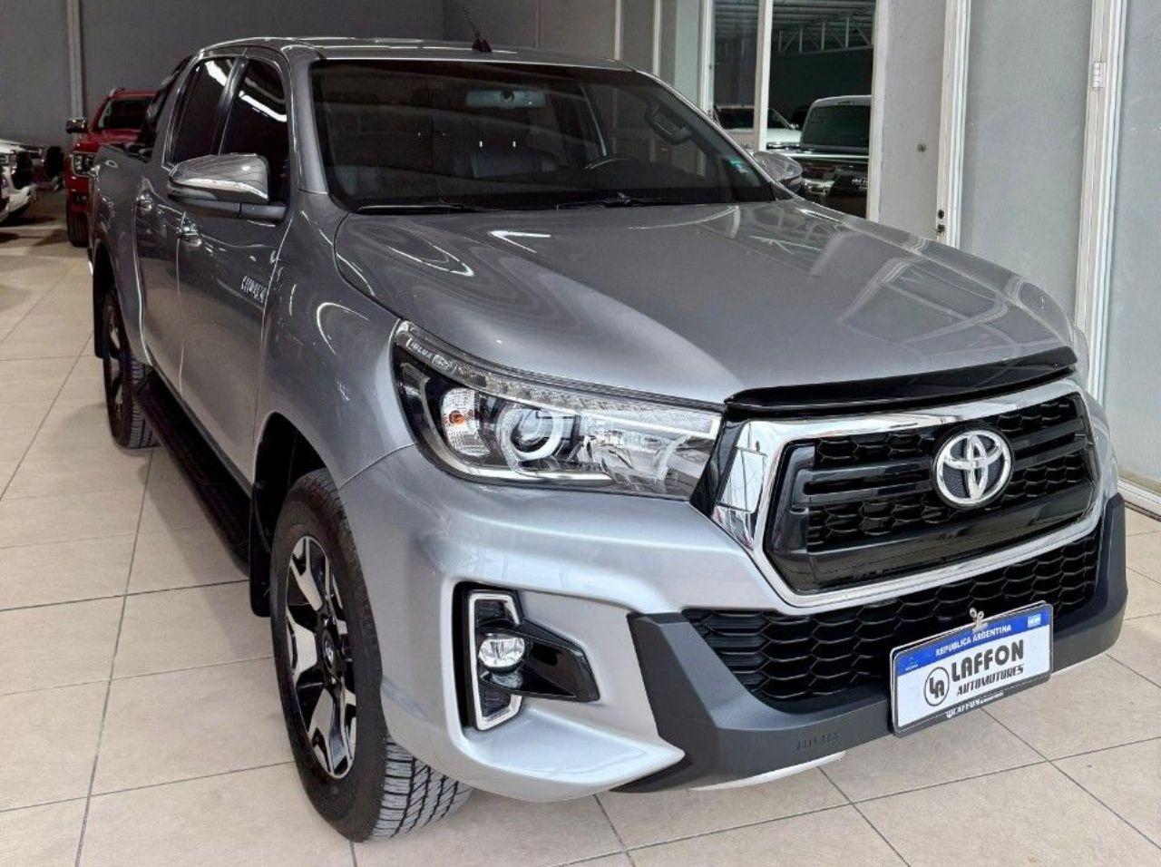 Toyota Hilux Usada Financiado en Mendoza, deRuedas