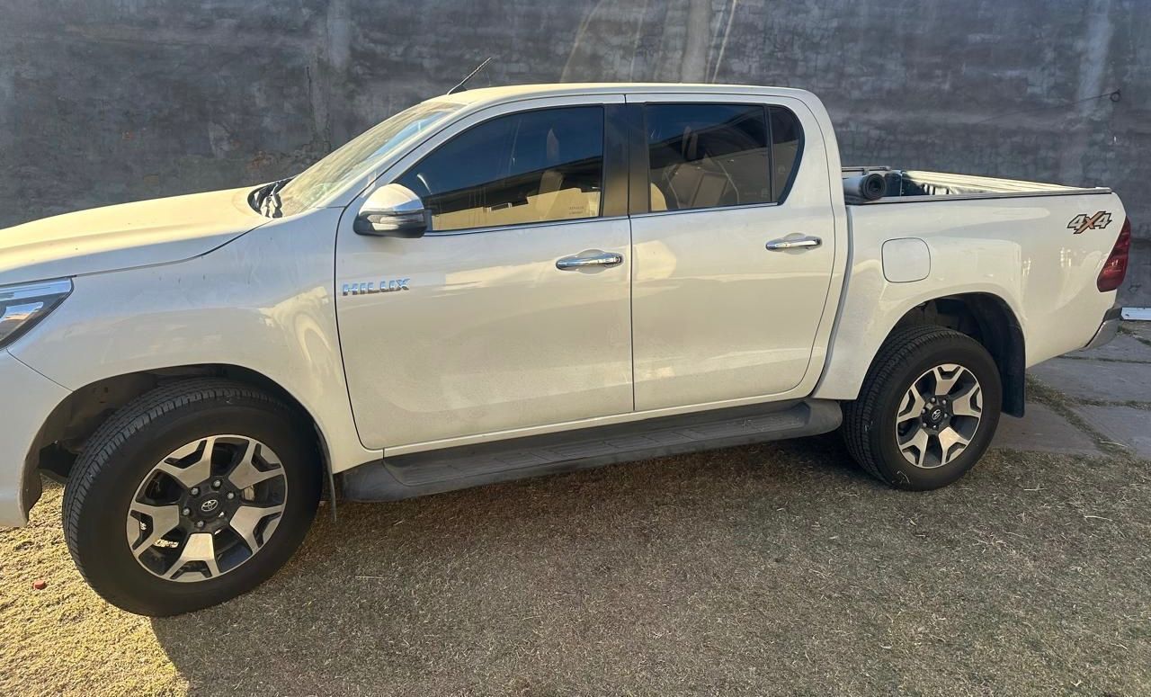 Toyota Hilux Usada en Mendoza, deRuedas