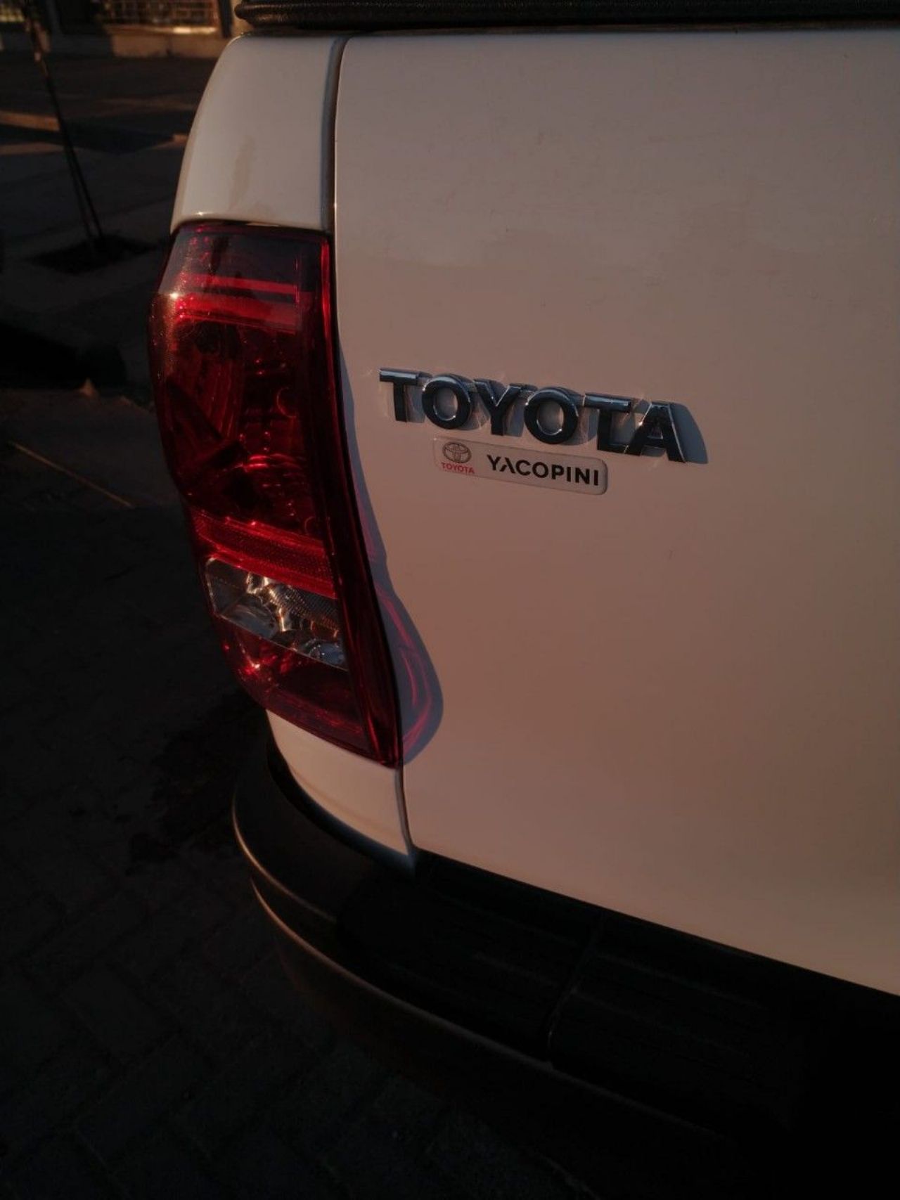 Toyota Hilux Usada en Mendoza, deRuedas