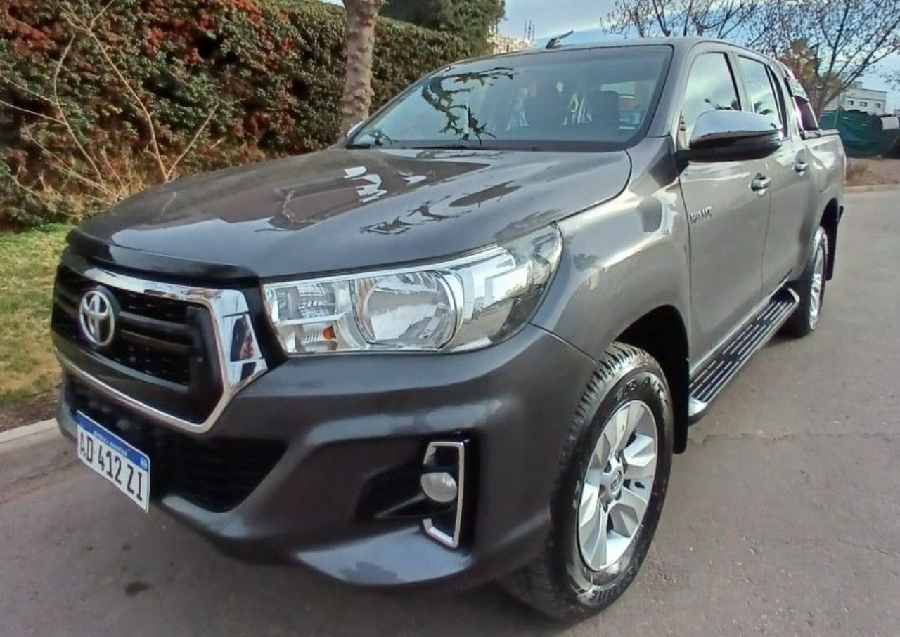 Toyota Hilux Usada Financiado en Mendoza, deRuedas