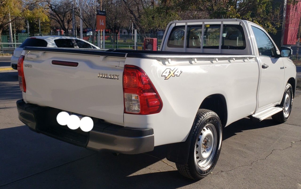 Toyota Hilux Usada en Mendoza, deRuedas