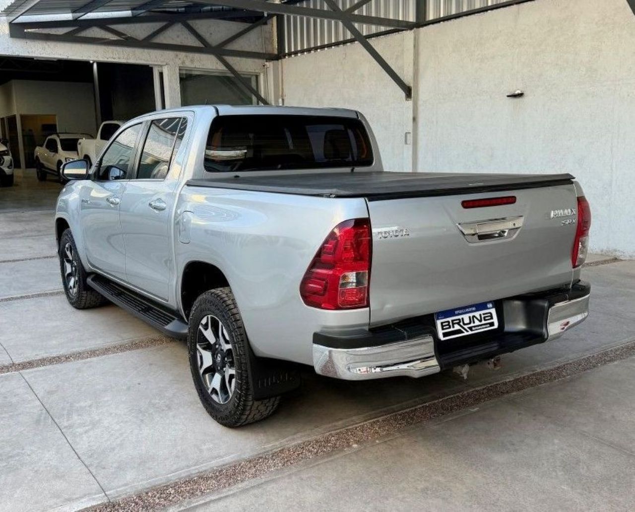 Toyota Hilux Usada Financiado en Mendoza, deRuedas