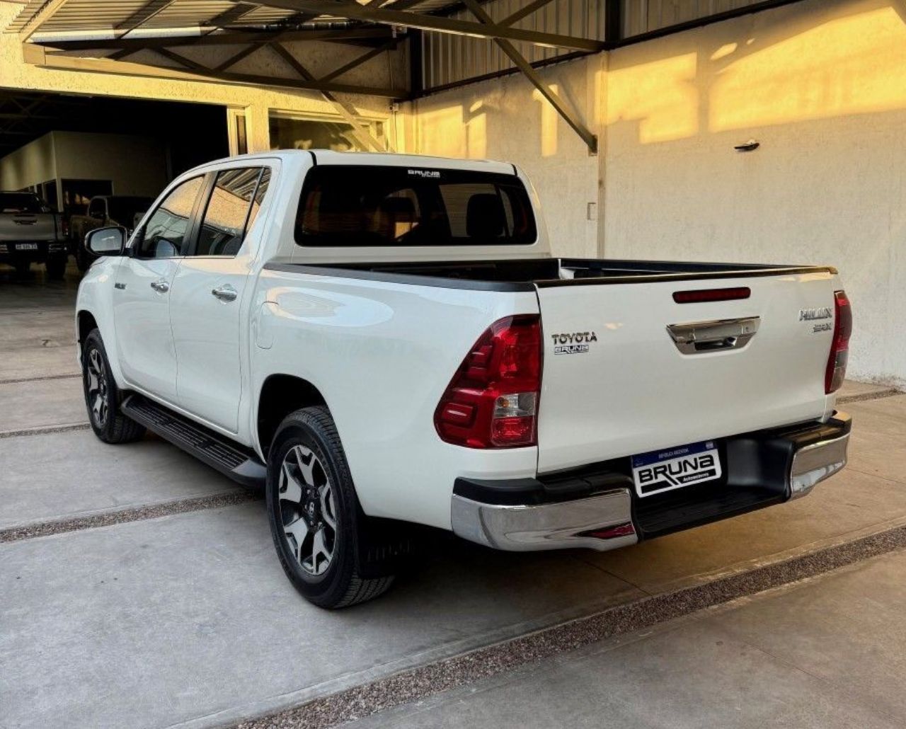 Toyota Hilux Usada Financiado en Mendoza, deRuedas