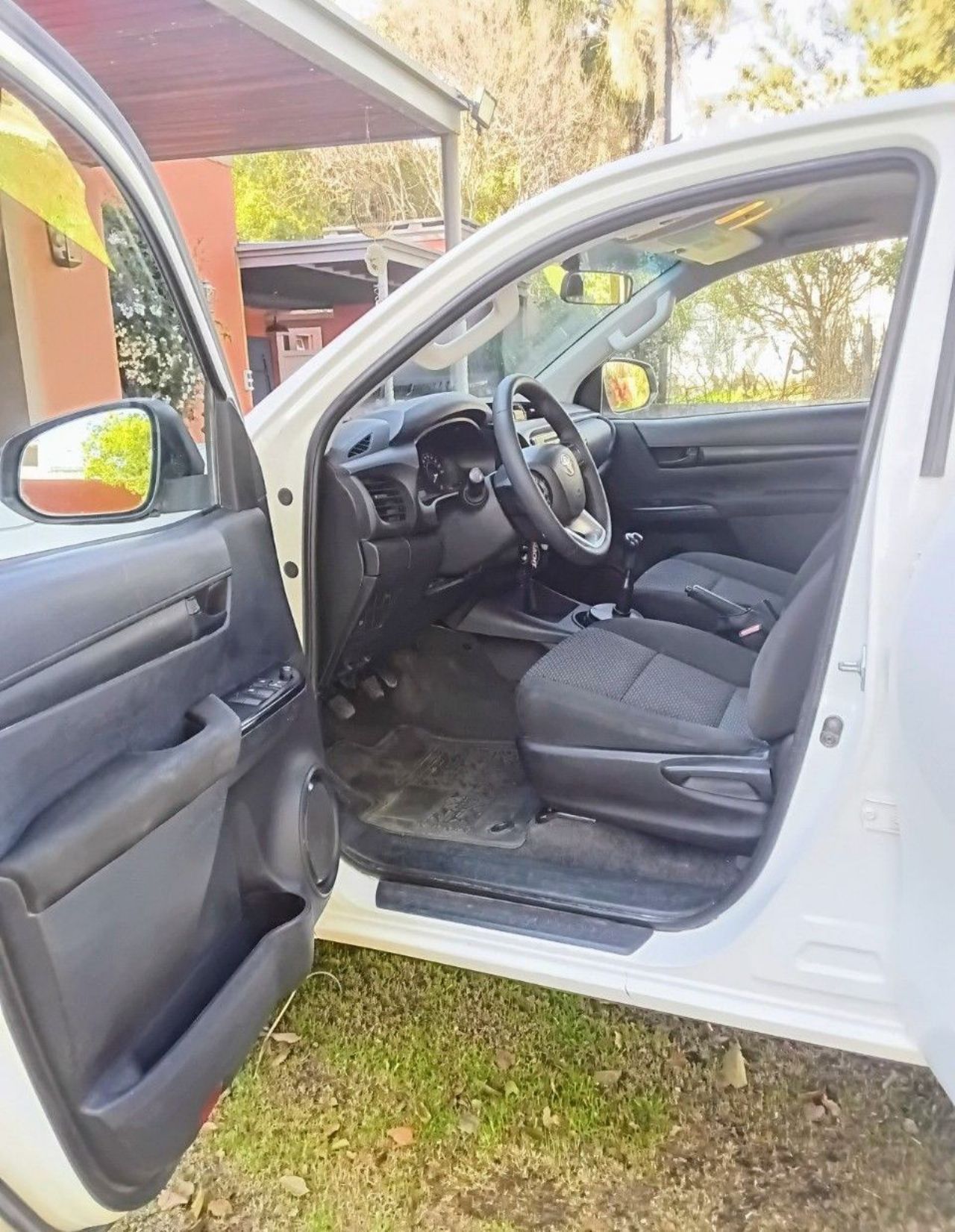 Toyota Hilux Usada en Córdoba, deRuedas