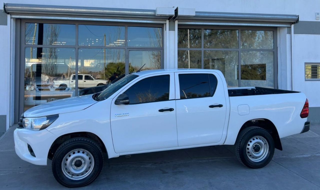 Toyota Hilux Usada en Mendoza, deRuedas