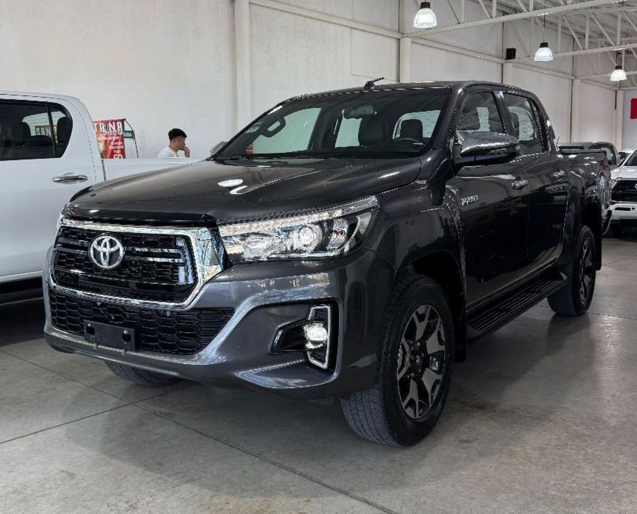 Toyota Hilux Usada Financiado en Mendoza, deRuedas