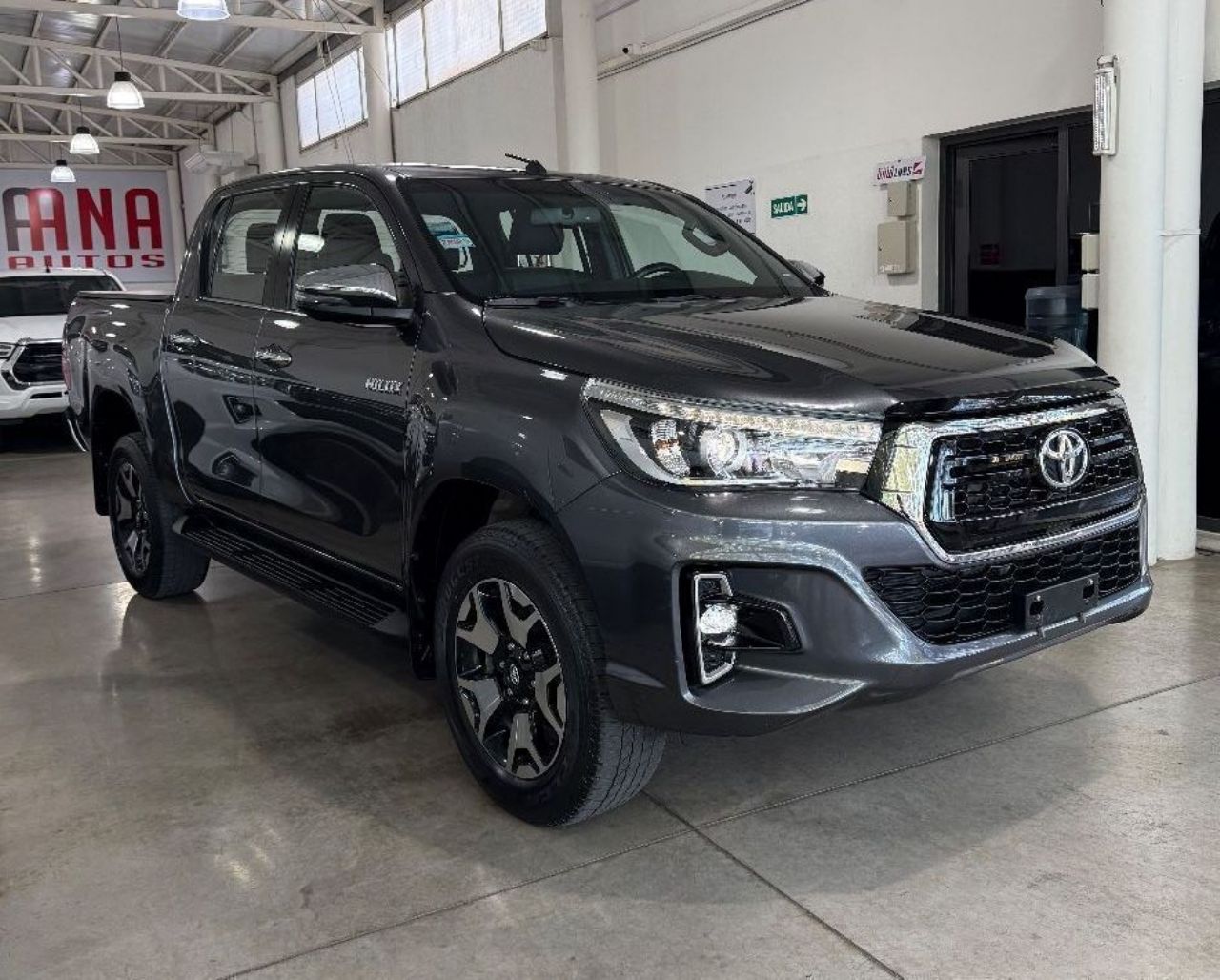 Toyota Hilux Usada Financiado en Mendoza, deRuedas