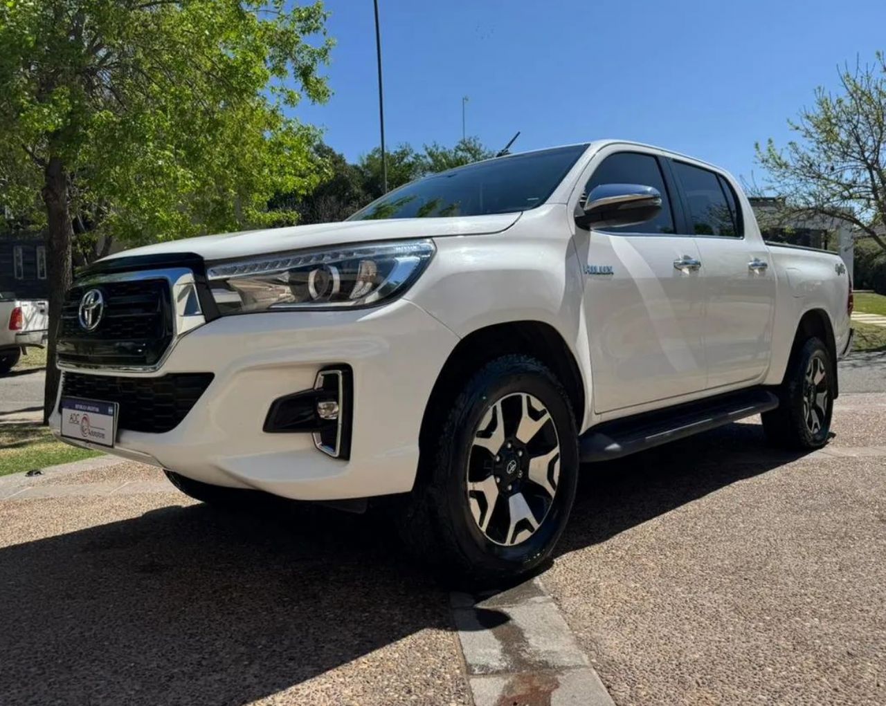 Toyota Hilux Usada en Córdoba, deRuedas