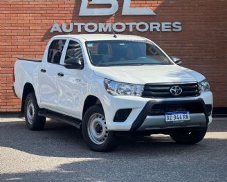 Toyota Hilux Usada en Córdoba Financiado