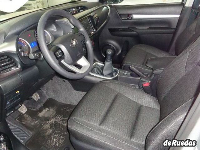 Toyota Hilux Usada en Mendoza, deRuedas