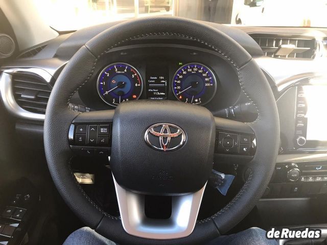 Toyota Hilux Usada en Mendoza, deRuedas