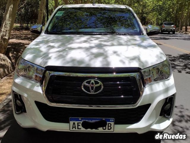 Toyota Hilux Usada en Mendoza, deRuedas