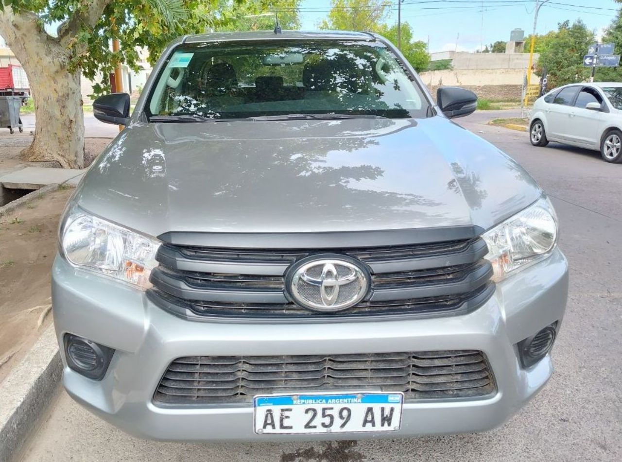 Toyota Hilux Usada en Mendoza, deRuedas