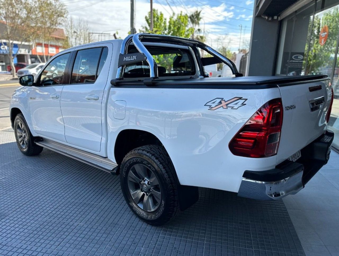 Toyota Hilux Usada Financiado en Mendoza, deRuedas