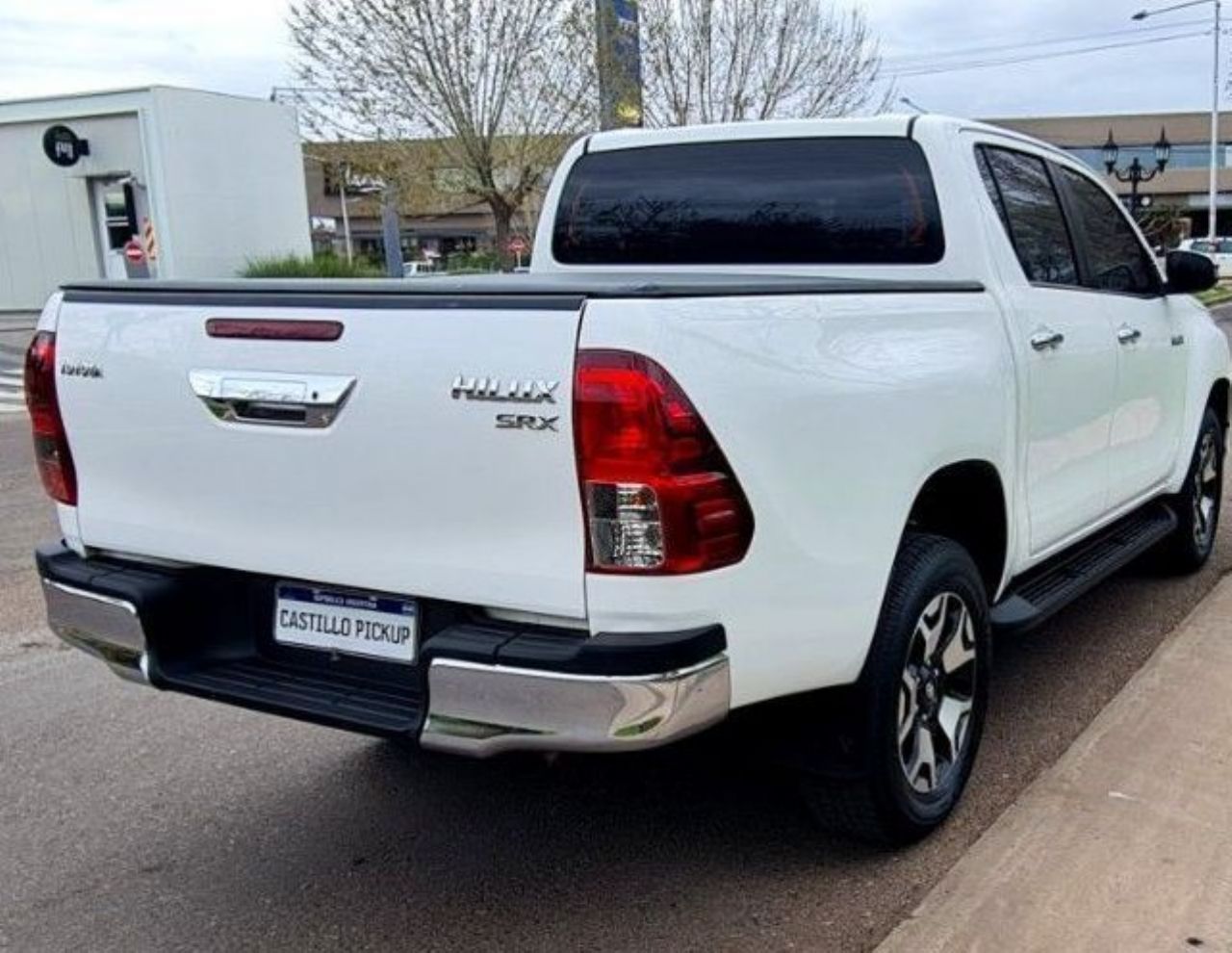 Toyota Hilux Usada en Mendoza, deRuedas