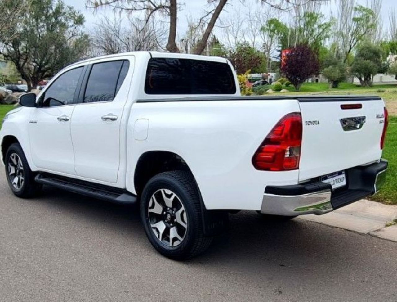Toyota Hilux Usada en Mendoza, deRuedas