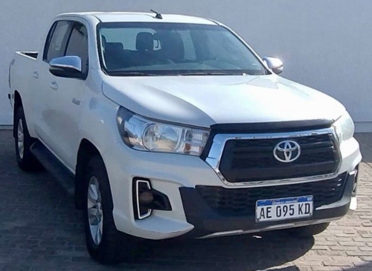 Toyota Hilux Usada en San Luis, deRuedas