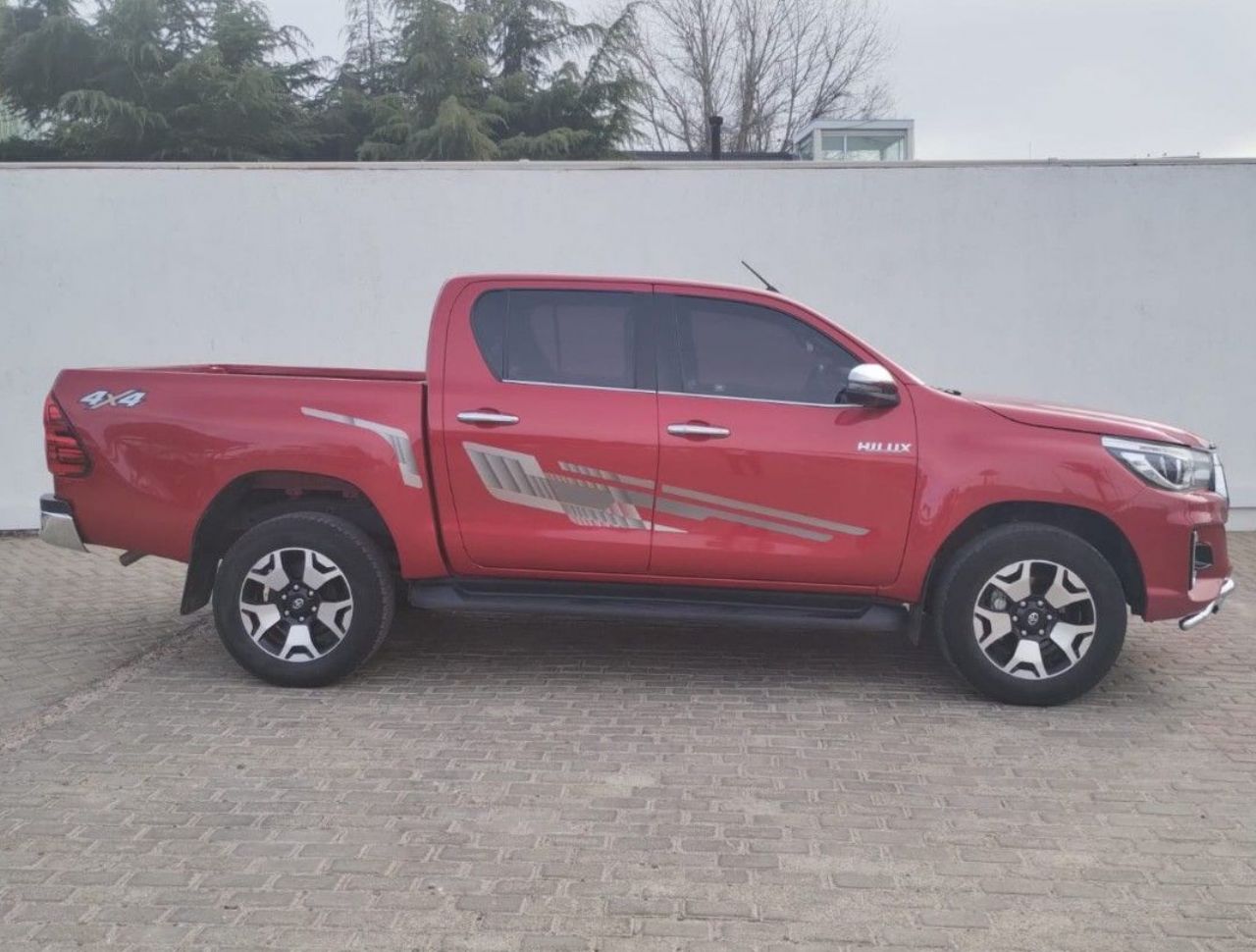 Toyota Hilux Usada en San Luis, deRuedas
