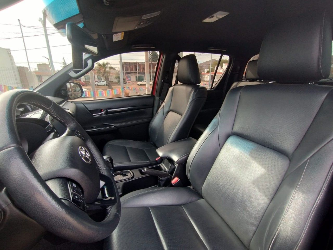 Toyota Hilux Usada en San Luis, deRuedas
