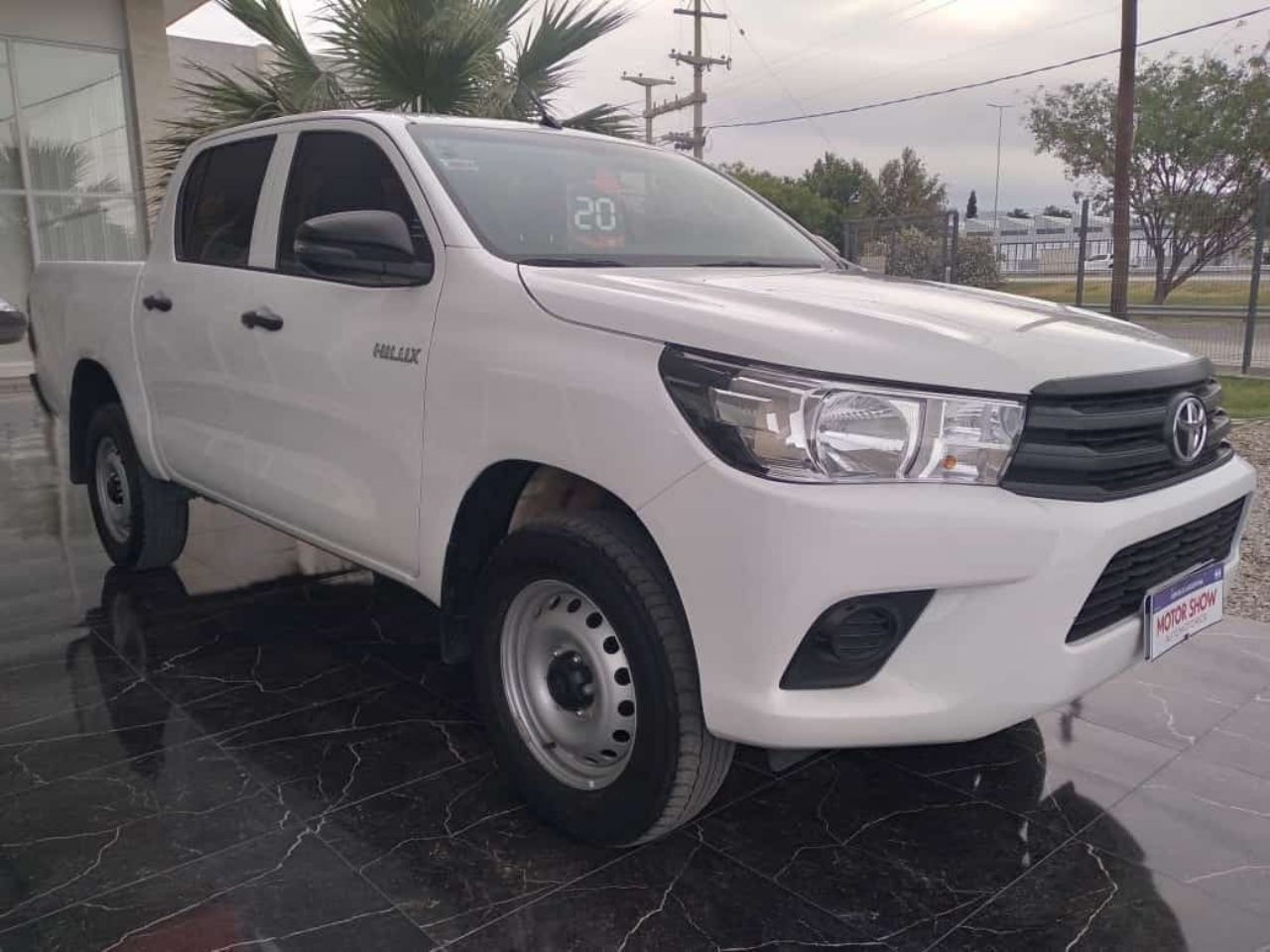 Toyota Hilux Usada en San Juan, deRuedas