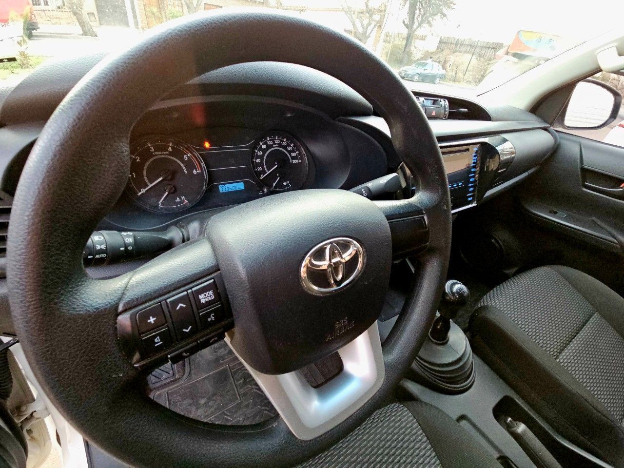 Toyota Hilux Usada Financiado en Mendoza, deRuedas