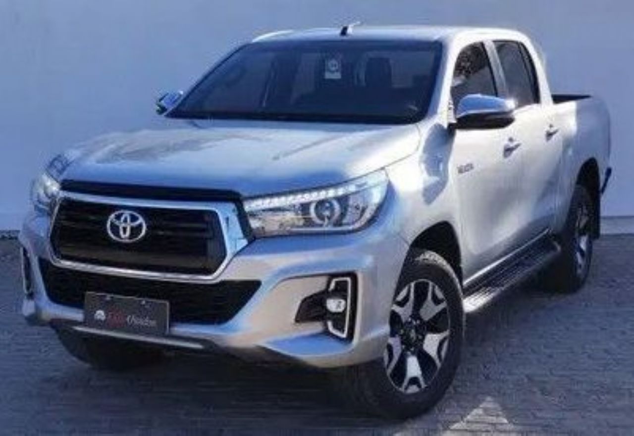 Toyota Hilux Usada en San Luis, deRuedas