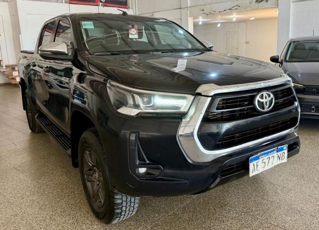 Toyota Hilux Usada en San Luis, deRuedas