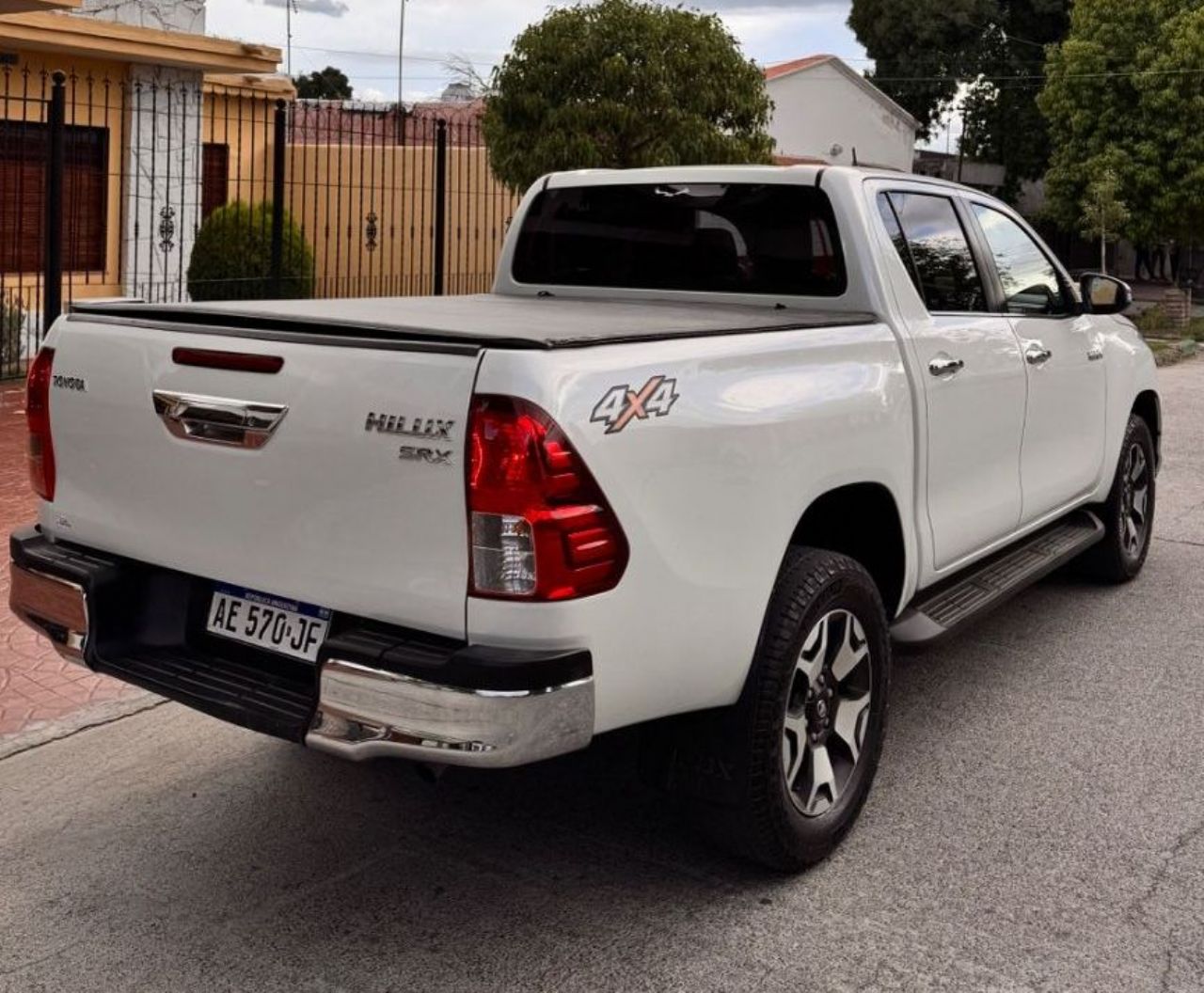 Toyota Hilux Usada en Mendoza, deRuedas