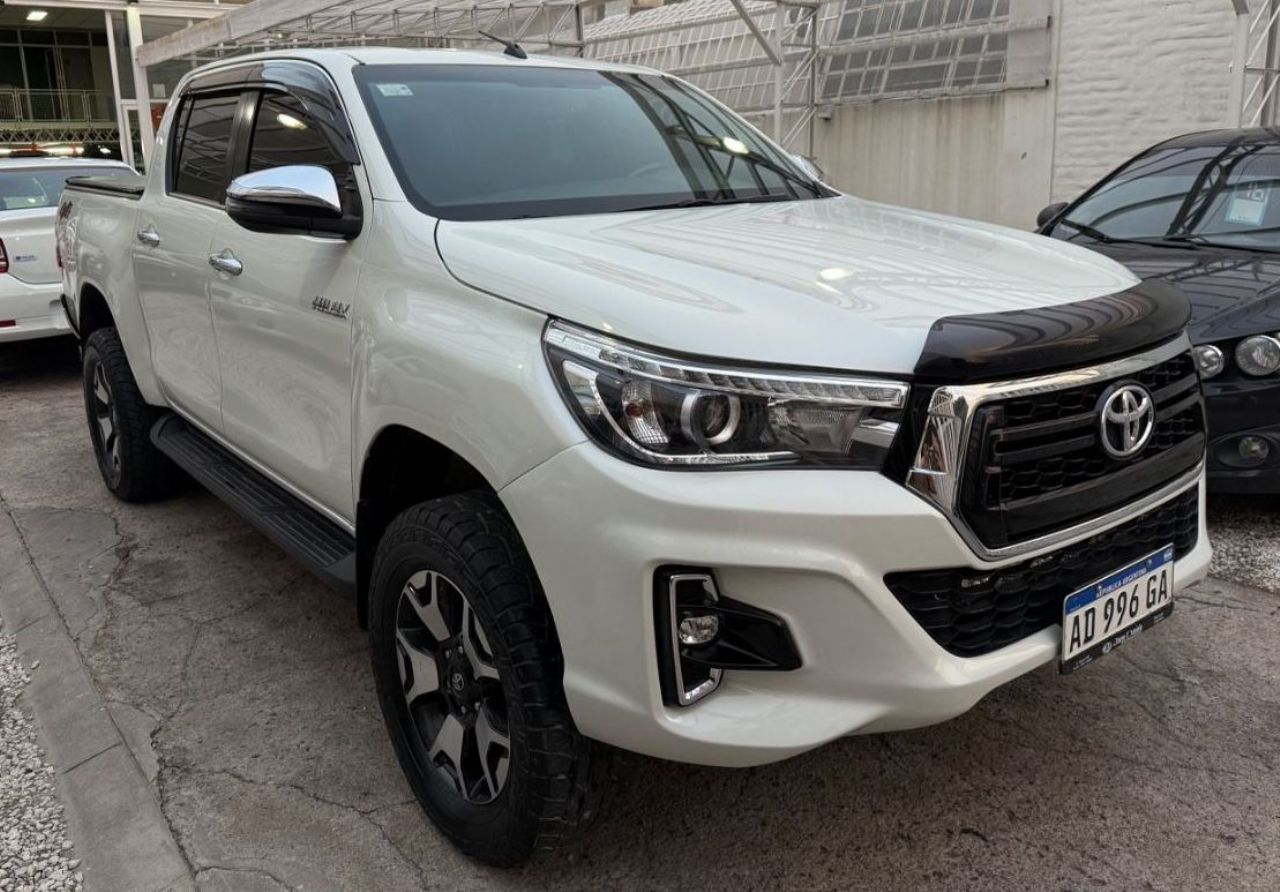 Toyota Hilux Usada en San Luis, deRuedas