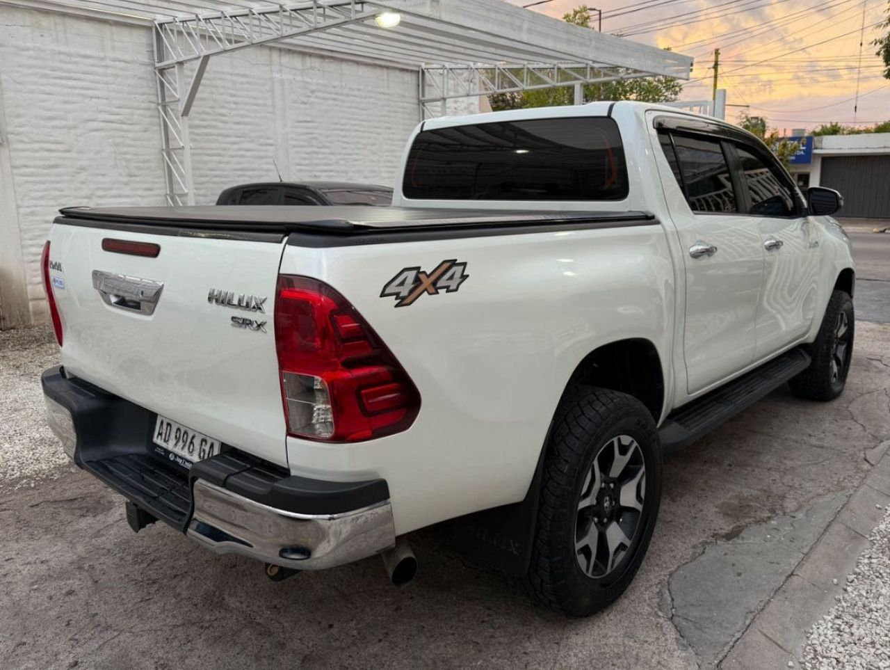 Toyota Hilux Usada en San Luis, deRuedas