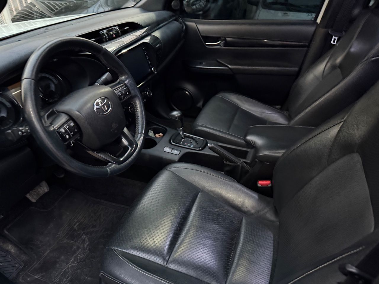 Toyota Hilux Usada en San Luis, deRuedas